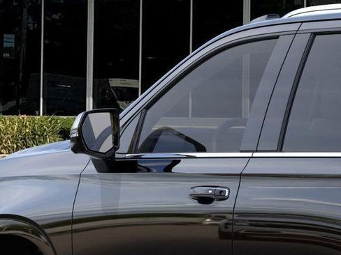 New 2025 Chevrolet Tahoe Premier w/ Sun And Tow Package image 12