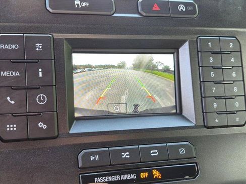 Used 2018 Ford F150 XLT AWD/4WD image 7