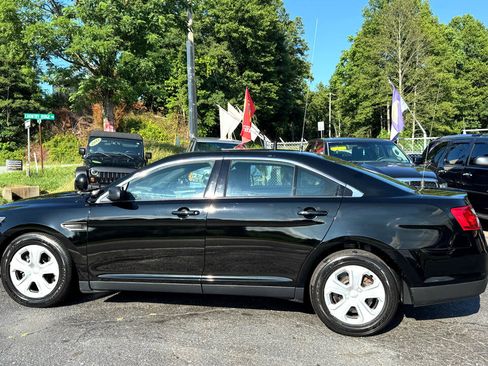 Used 2016 Ford Taurus Police Interceptor AWD image 4