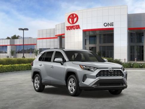 New 2025 Toyota RAV4 XLE image 16