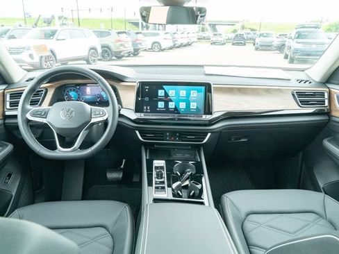 New 2026 Volkswagen Atlas SE AWD/4WD image 32
