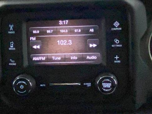 Used 2020 Jeep Gladiator Sport w/ Quick Order Package 24S AWD/4WD image 14