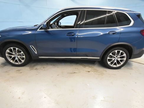 Used 2022 BMW X5 xDrive40i w/ Executive Package image 32