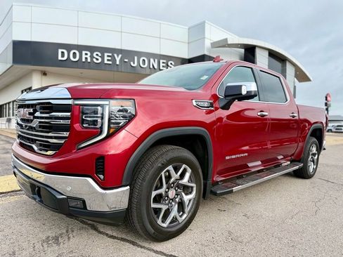 Used 2023 GMC Sierra 1500 SLT w/ SLT Premium Plus Package AWD/4WD image 1