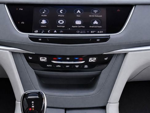 Certified 2023 Cadillac XT5 Premium Luxury w/ LPO, Premium Carpet Package FWD image 18