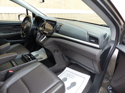 Used 2019 Honda Odyssey EX-L image 37