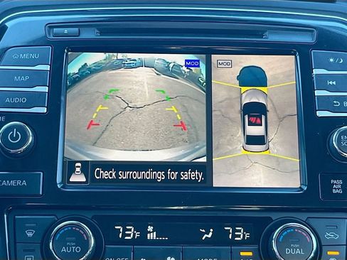 Used 2022 Nissan Maxima Platinum w/ Sport Mat Group FWD image 14