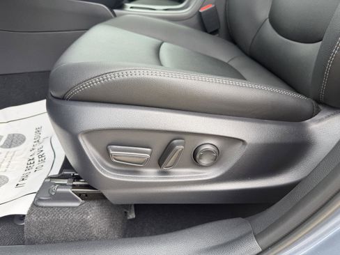 New 2026 Toyota Corolla Cross XLE image 11