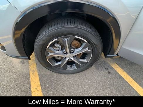 Used 2024 Honda HR-V EX-L image 8