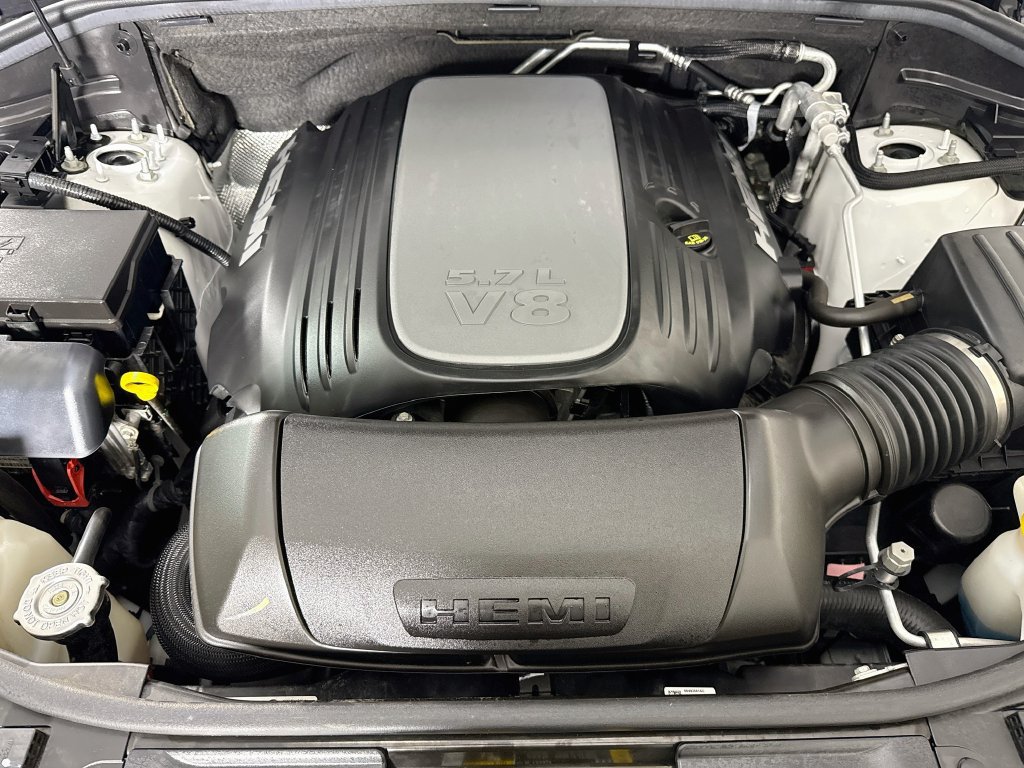 Used 2022 Dodge Durango R/T RWD image 39