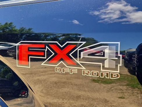 Used 2018 Ford F150 Platinum w/ Equipment Group 701A Luxury AWD/4WD image 34