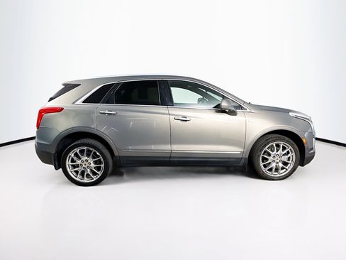 Used 2018 Cadillac XT5 Premium Luxury w/ Driver Assist Package FWD image 2