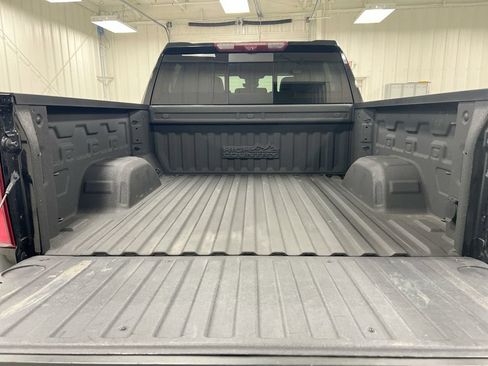 Used 2023 Chevrolet Silverado 1500 High Country w/ Technology Package AWD/4WD image 25