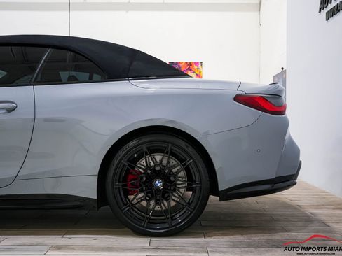 Used 2022 BMW M4 xDrive Competition w/ Executive Package image 16