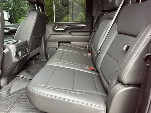Used 2024 GMC Sierra 2500 SLT w/ SLT Premium Package AWD/4WD image 21