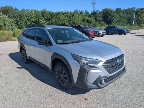 Used 2024 Subaru Outback Onyx Edition XT AWD/4WD image 7