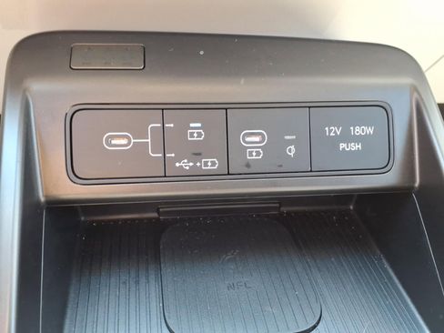 Used 2024 Hyundai Kona SEL w/ Convenience Package FWD image 24