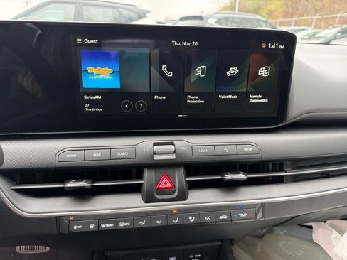 New 2025 Kia K4 LXS image 17