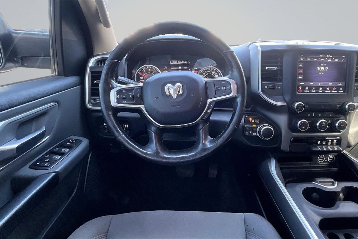Used 2020 RAM 1500 Big Horn AWD/4WD image 5