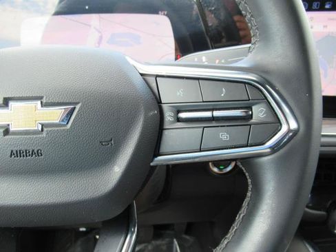Used 2025 Chevrolet Tahoe LS AWD/4WD image 24