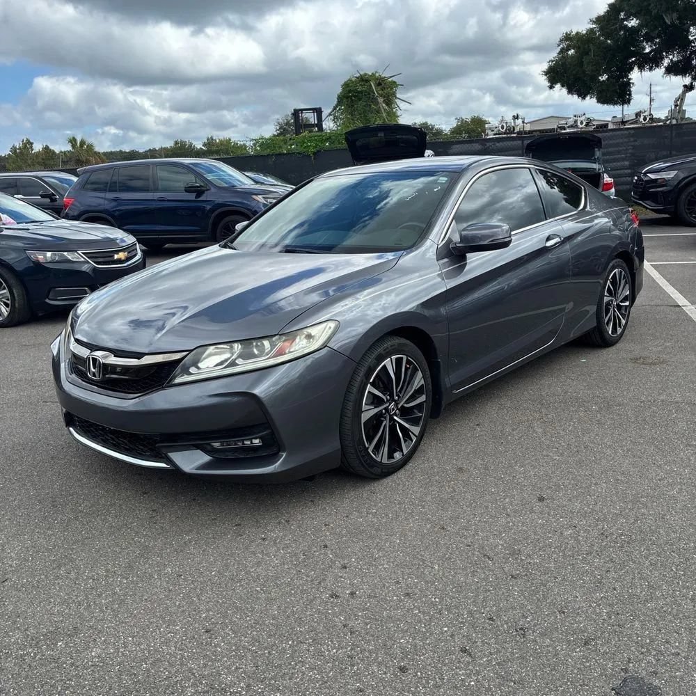 Used 2017 Honda Accord EX-L image 1