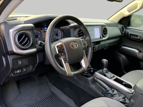 Used 2023 Toyota Tacoma SR5 RWD image 17