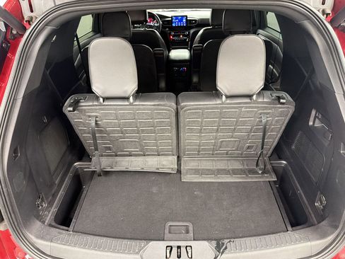 Used 2022 Ford Explorer ST-Line w/ Class IV Trailer Tow Package image 27