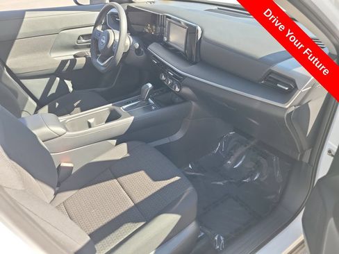 Used 2025 Nissan Kicks S AWD/4WD image 20