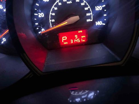 Used 2013 Kia Rio EX image 14