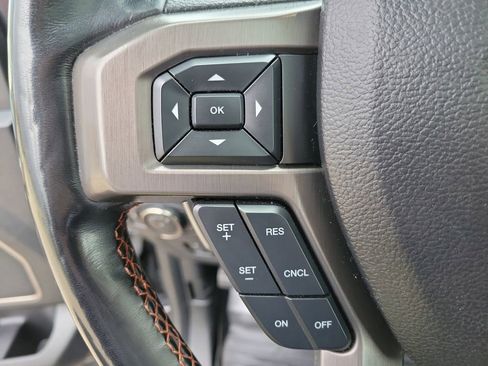 Used 2018 Ford F150 Raptor w/ Equipment Group 802A Luxury image 23