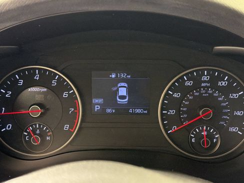 Used 2019 Kia Stinger RWD image 23