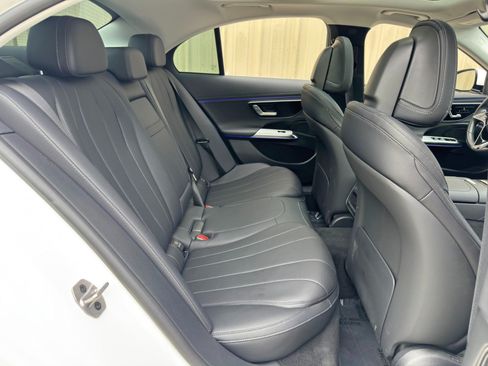 Used 2025 Mercedes-Benz E 350 Sedan w/ Winter Package image 40