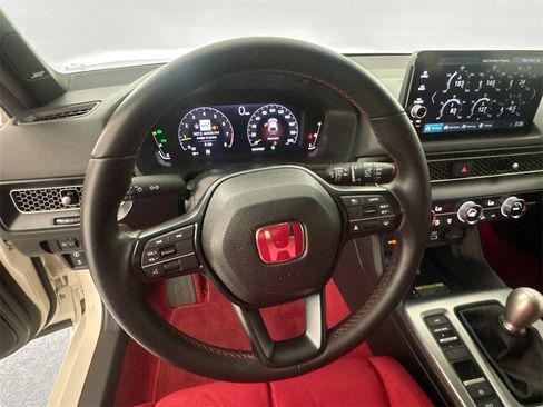 Used 2023 Honda Civic Type R image 11