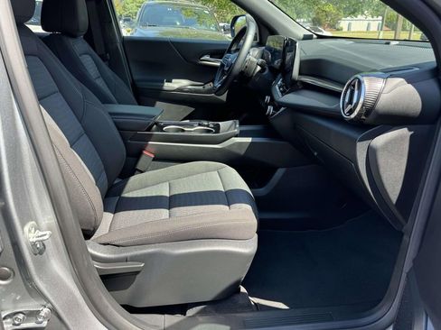Used 2026 Chevrolet Equinox LT FWD image 14