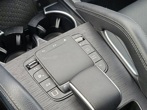 Used 2025 Mercedes-Benz GLE 350 4MATIC image 26