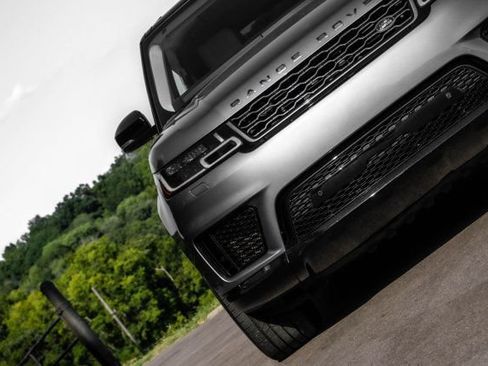 Used 2022 Land Rover Range Rover Sport HSE Silver Edition AWD/4WD image 2