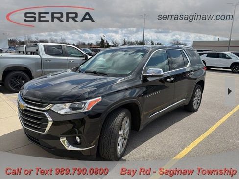 Used 2021 Chevrolet Traverse Premier image 1