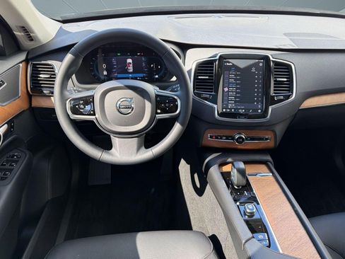 Certified 2023 Volvo XC90 B6 Plus w/ Protection Package Premier image 28