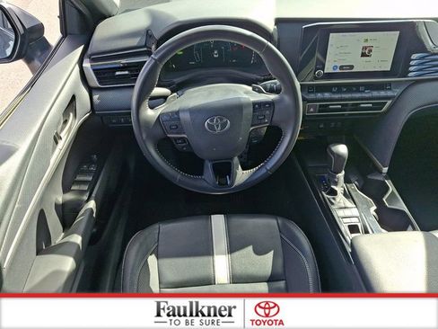 Certified 2025 Toyota Camry SE FWD image 11