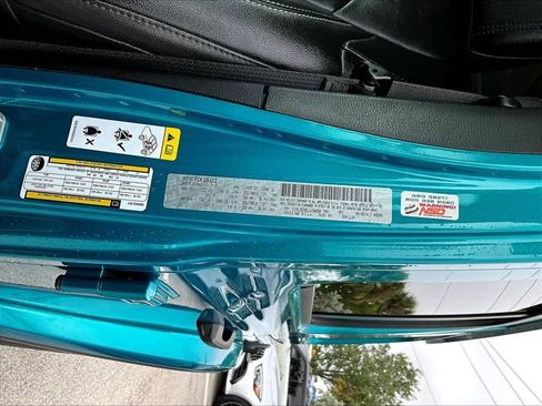 Used 2020 Jeep Wrangler Unlimited Sahara image 30