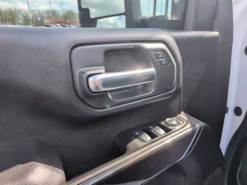 Certified 2025 Chevrolet Silverado 2500 Custom w/ Custom Value Package AWD/4WD image 13