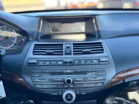 Used 2012 Honda Accord EX-L image 31