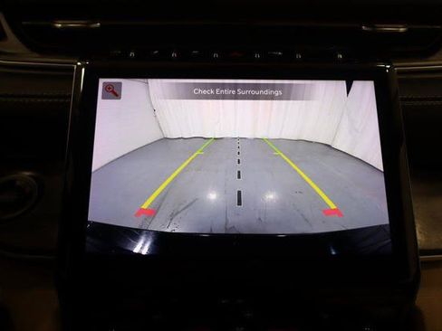Certified 2022 Jeep Grand Cherokee L Limited AWD/4WD image 24