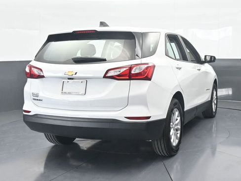 Used 2021 Chevrolet Equinox LS image 5