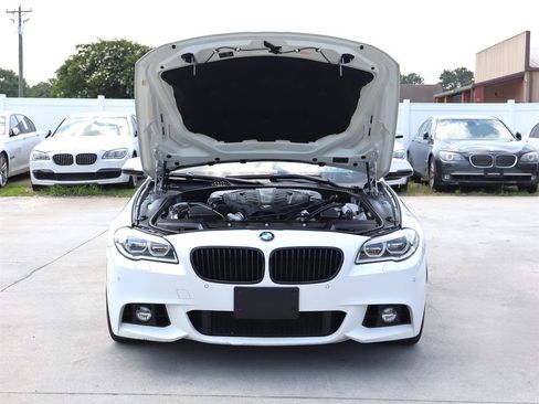 Used 2015 BMW 550i Sedan RWD image 38