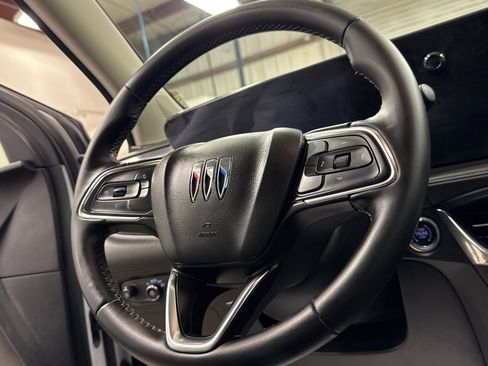 Used 2025 Buick Encore GX Preferred image 10