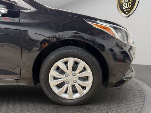Used 2020 Hyundai Accent SE image 24