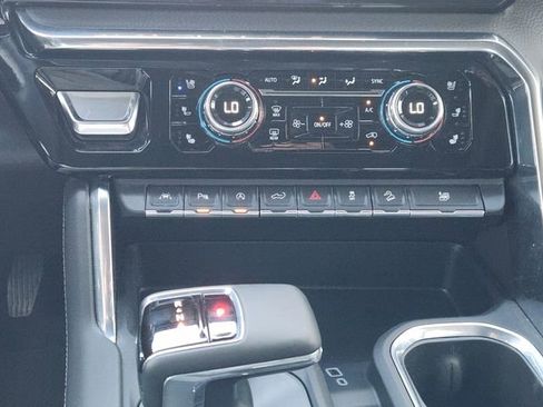 Used 2024 GMC Sierra 1500 Denali w/ Denali Reserve Package image 17