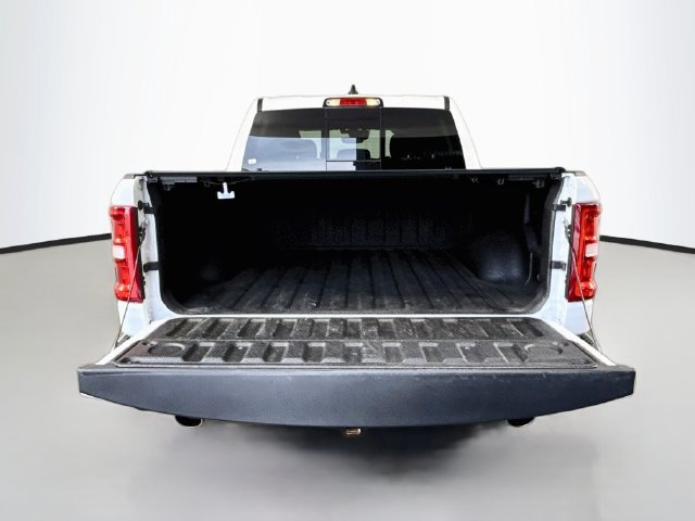 Used 2025 RAM 1500 Big Horn AWD/4WD image 24