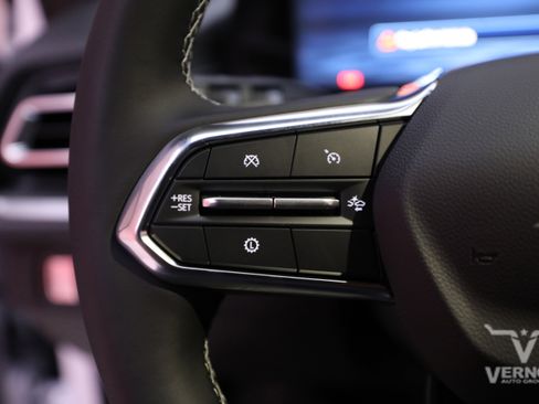 New 2026 Chevrolet Traverse LT image 22